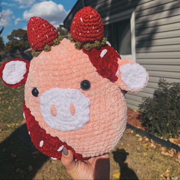 Strawberry cow - Picture 3 of 6